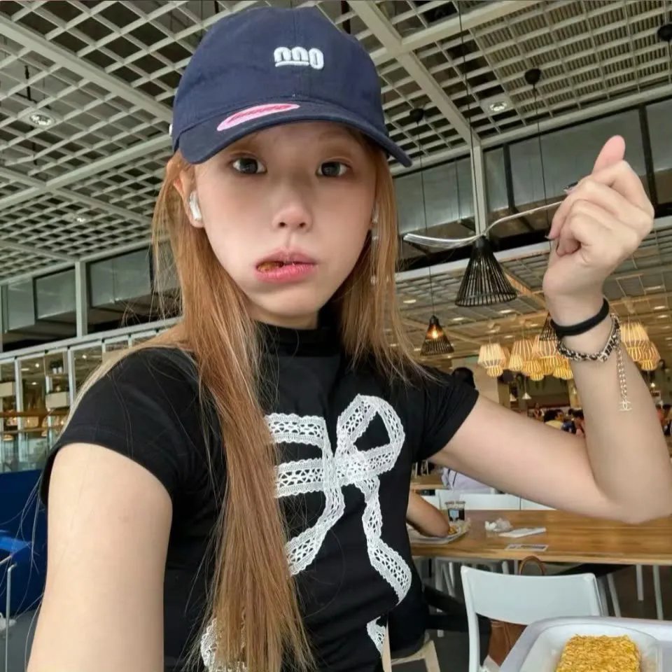 阿里与艾娃